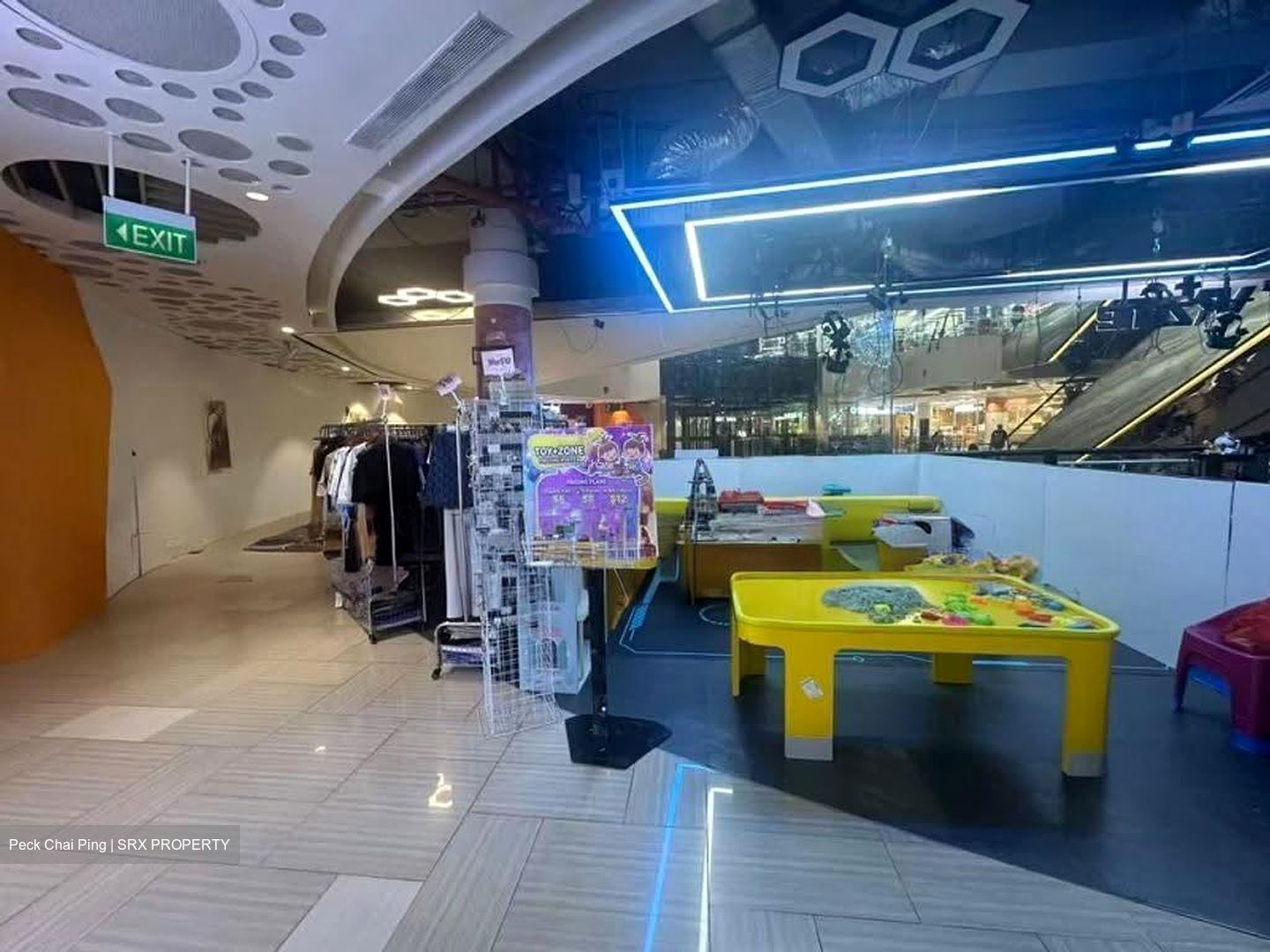 Eastpoint Mall (D18), Shop House #631028391